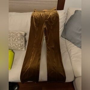 Good American velvet dress pants